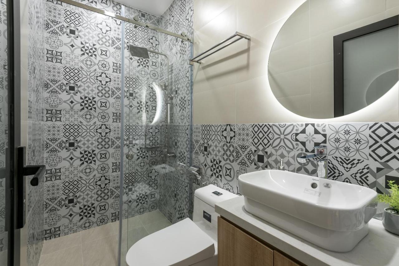Cozrum Homes - Summer'S House Ho Chi Minh City Bagian luar foto